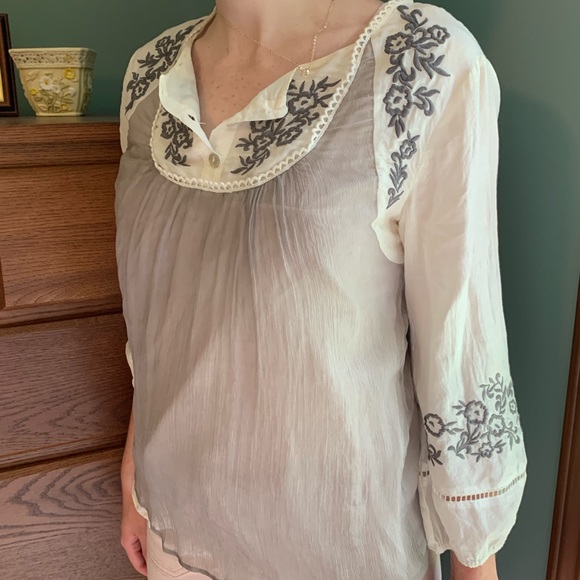 Women’s cotton & silk top with two layers and embroidery. Size S. EUC - Picture 2 of 8
